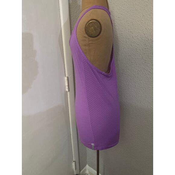 Under Armour Fitted Y Racerback Tank Top S Vented Activewear Athleisure Casual - Picture 2 of 10